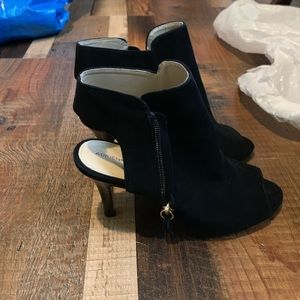 Adrienne Vittadini peep toe booties